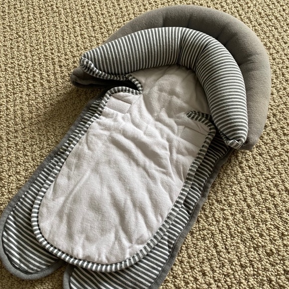 Car seat head support - two sizes. - Picture 4 of 5